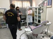 Consultório dentário no Centro Municipal de Saúde Sueli Lucena de Araújo, em Serra Negra do Norte, estava assim