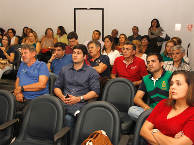 Auditório do CRO-RN lotado para a palestra do conselheiro Gláucio sobre tipos de receitas