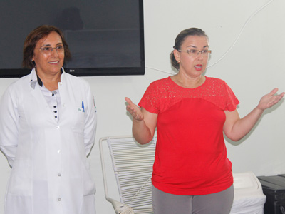 Dentistas ministram curso de Curso de Capacitação para Cuidados com a Higiene Oral de Recém-nascidos