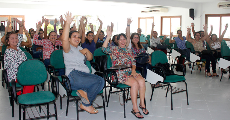 Profissionais auxiliares de odontologia decidem em assembleia criar o SINTASB-RN 