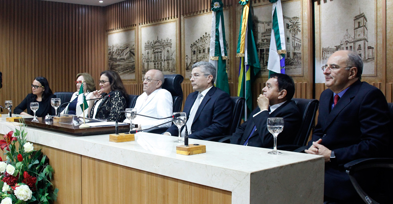 CRO-RN recebe comenda Médico Sanitarista Dr. Ruy Pereira da Câmara de Vereadores de Natal