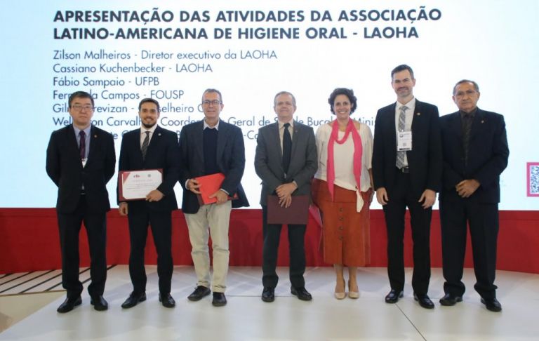 Associação Latino-Americana de Higiene Oral (LAOHA) fecha segundo dia de painéis da Arena CFO no CIOSP, apresentando ações na saúde pública do Brasil, América Latina e Caribe