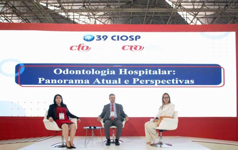 Painel do quarto e último dia da Arena CFO, no CIOSP, reforçou a importância da Odontologia Hospitalar nos municípios
