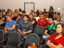 Auditório do CRO-RN lotado para a palestra do conselheiro Gláucio sobre tipos de receitas