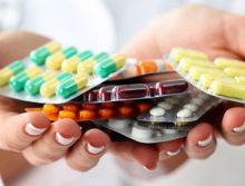 Dia Nacional do Uso Racional de Medicamentos: 77% dos brasileiros têm o habito de se automedicar