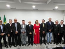 Nova diretoria da APDERN toma posse em solenidade realizada no auditório do CRO-RN
