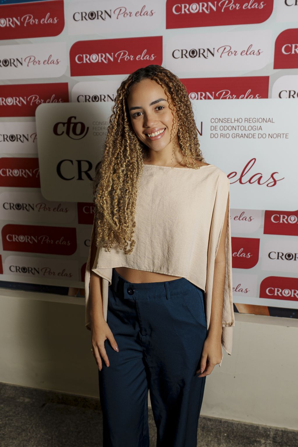 CRO POR ELAS
